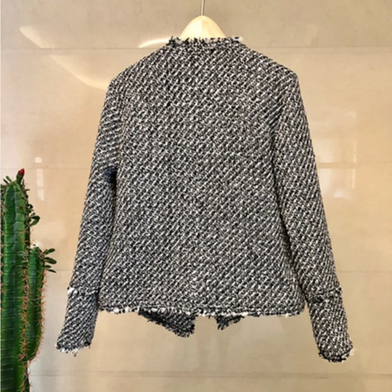 Женское шерстяное пальто стильное модное однобортное твидовое с бахромой