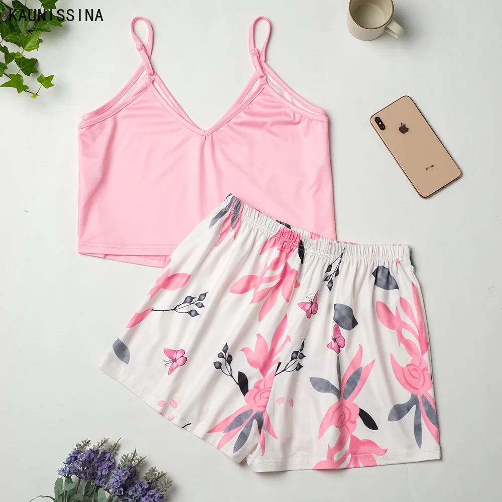 

Sexy Summer Pajama Women Printed V-Neck Cami Shorts Sleepwear Set Spaghetti Strap Pajamas Sets Ladies Homewear Clothing