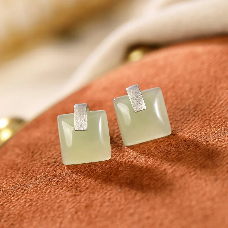 

S925 Sterling Silver Korean Style Vogue Fine Jewelry Elegant Simple Women Natural Hetian Jade Nephrite Stud Earrings L0003