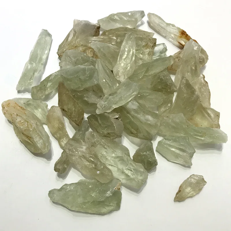 

100G Natural Stone Crystal Mineral Green Color Crystal Original Stone Home Decoration Carving DIY Material Wheel Pulse Healing