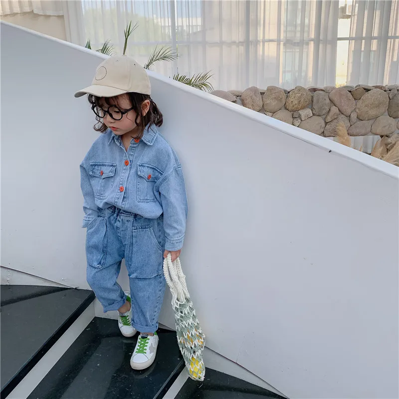 2020 г. новые весенние джинсы с длинными рукавами для мальчиков и девочек комплект