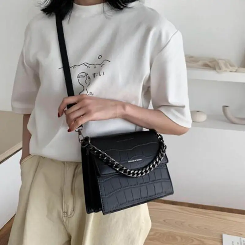 

Chain female bag fashion casual shoulder bag 2020 new Messenger bag solid color leather mother bag ladies bag