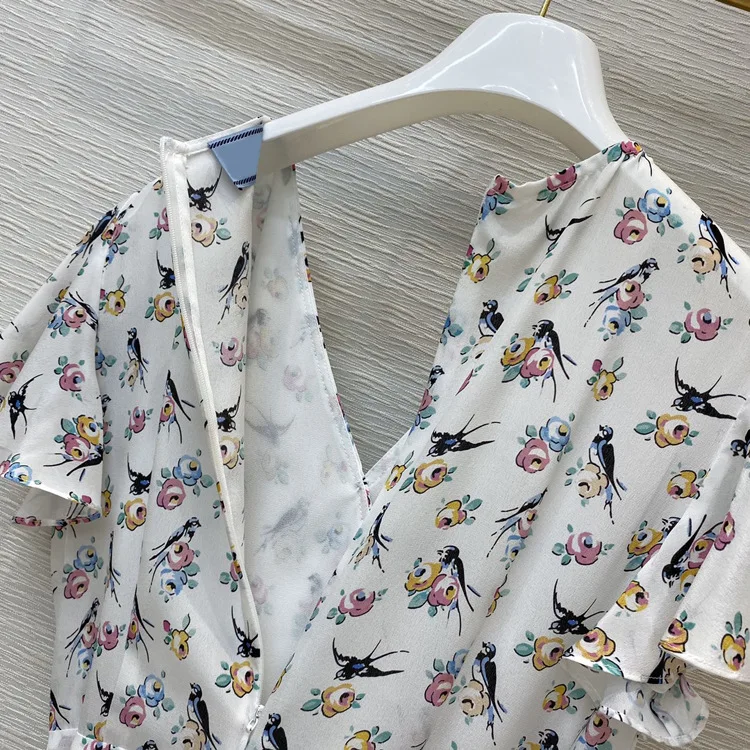 Женское мини-платье из 100% шелка с милым цветочным принтом на шнуровке лето 2020