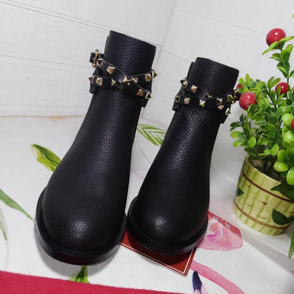 Женские ботинки ботильоны из натуральной кожи зимняя женская обувь с заклепками
