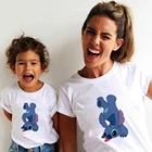 Футболка детская с коротким рукавом, круглым вырезом и принтом Лило и Ститч