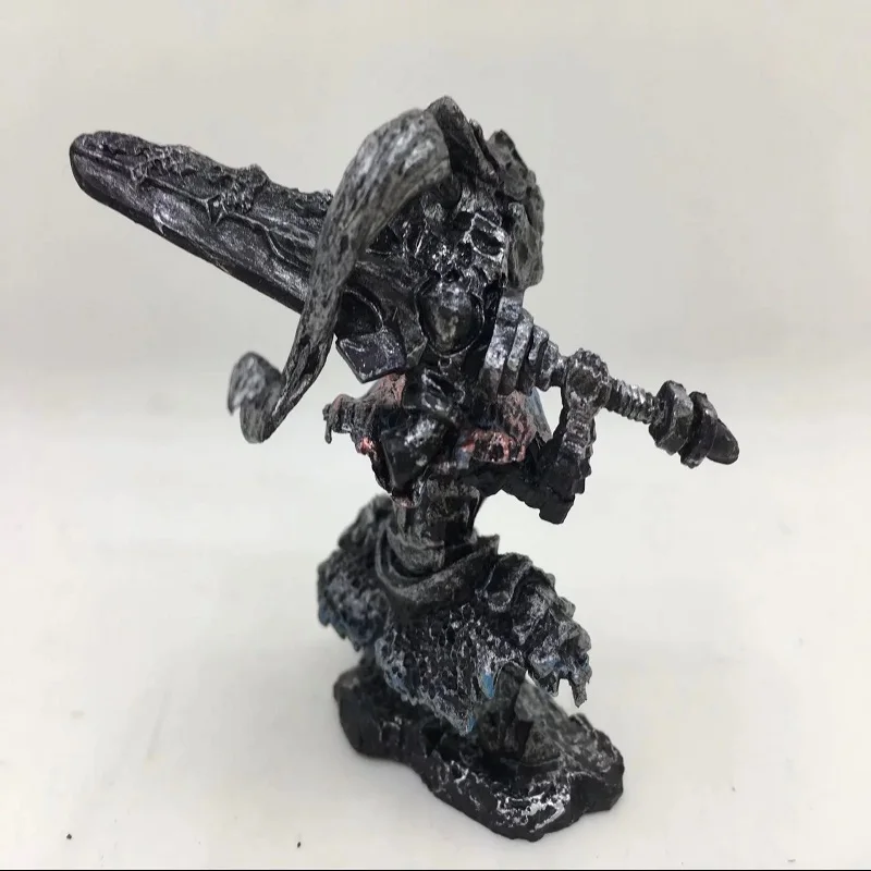 

Коллекционная Фигурка аниме, демонические души, Высота 6,5 см, арториас, ПВХ экшн-фигурка, игрушки, детский подарок, подарок мальчику на день р...