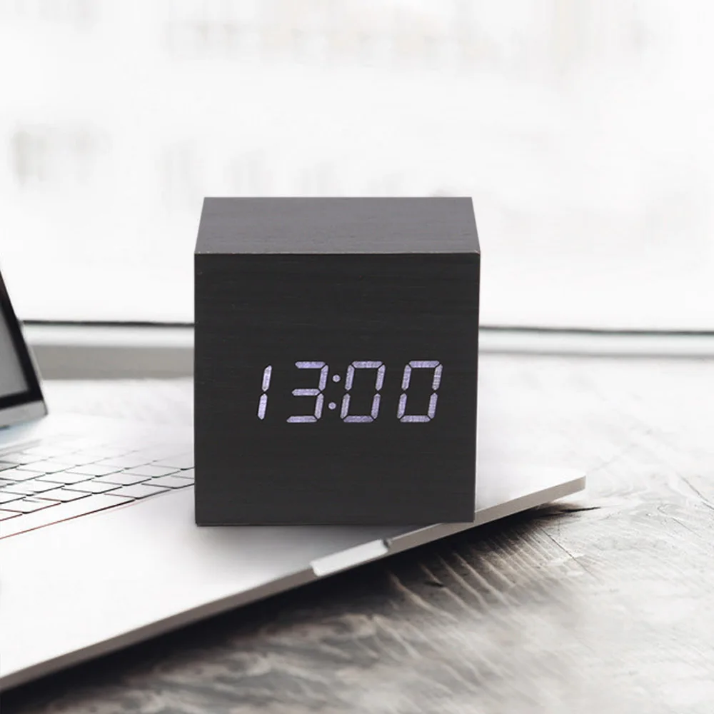 Деревянные часы с ЖК дисплеем и будильником настольные цифровые голосовым