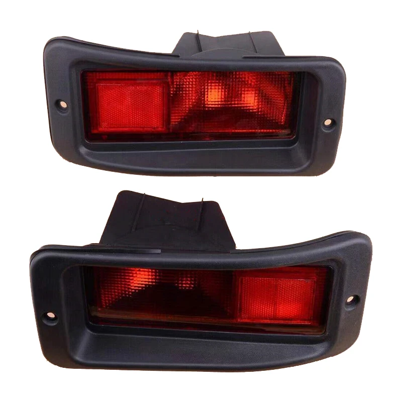 Лампочки паджеро спорт 1. Задний фонарь Исузу Трупер. Задние противотуманные фары Паджеро спорт 1. Mitsubishi Pajero Sport 1 задний фонарь противотуманок. Противотуманный фонарь задний Митсубиси Паджеро спорт 1.