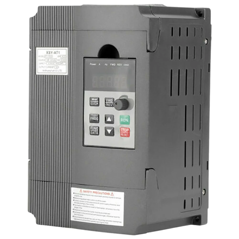 

220V Single Phase to 3/Three Phase Output Frequency Converter VFD 1.5KW AC Motor