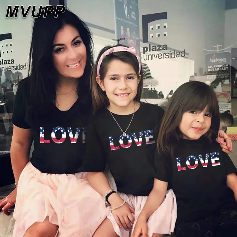 Family looking mother father kid tshirts matching mommy and daughter clothes LOVE printed baby boys girl black short sleeves new | Мать и