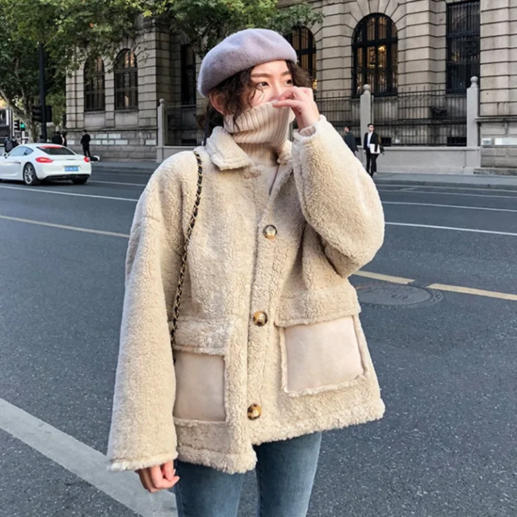 Женское меховое пальто 2019 Новое корейское Свободное из овечьей кожи короткое