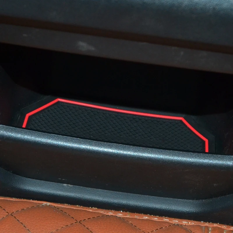 Коврик для автомобильных ворот Land Rover Range Evoque 2012 - 2018 | Дом и сад