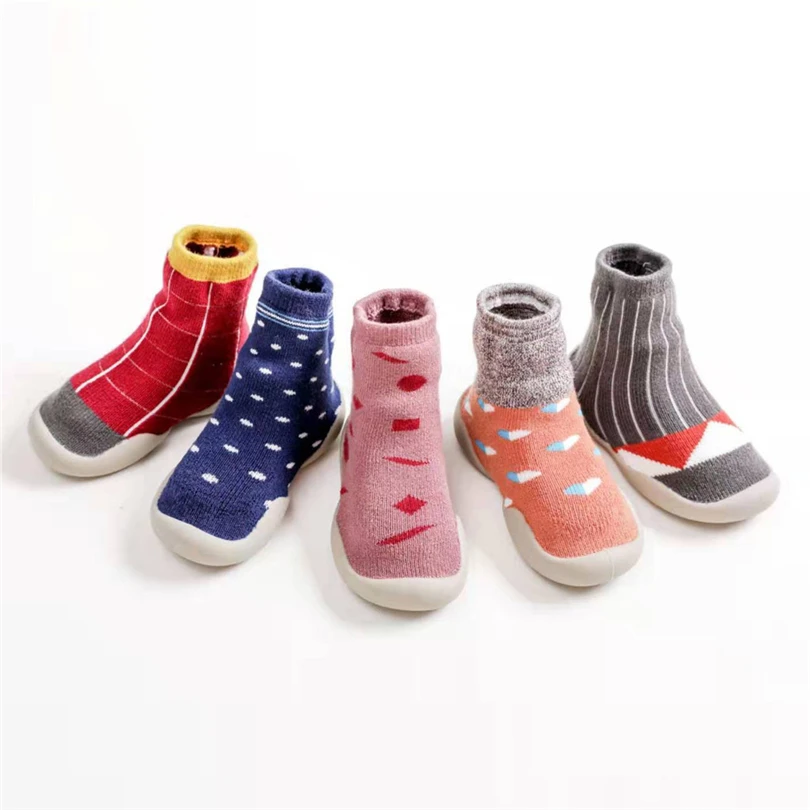 

Baby Girls Boys Shoes Socks Geometric Striped Anti-slip Toddler Shoes Fashion Kids Winter Warm Soft Sole Rubber Shoe 1-5T A20
