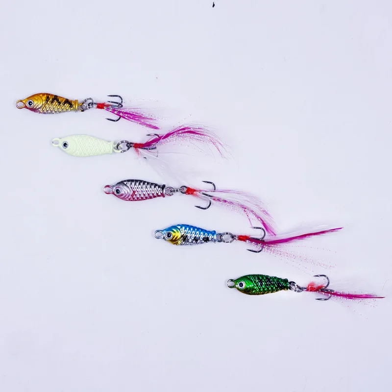 

Искусственная жесткая приманка, глубина 0-3 м, 3 см