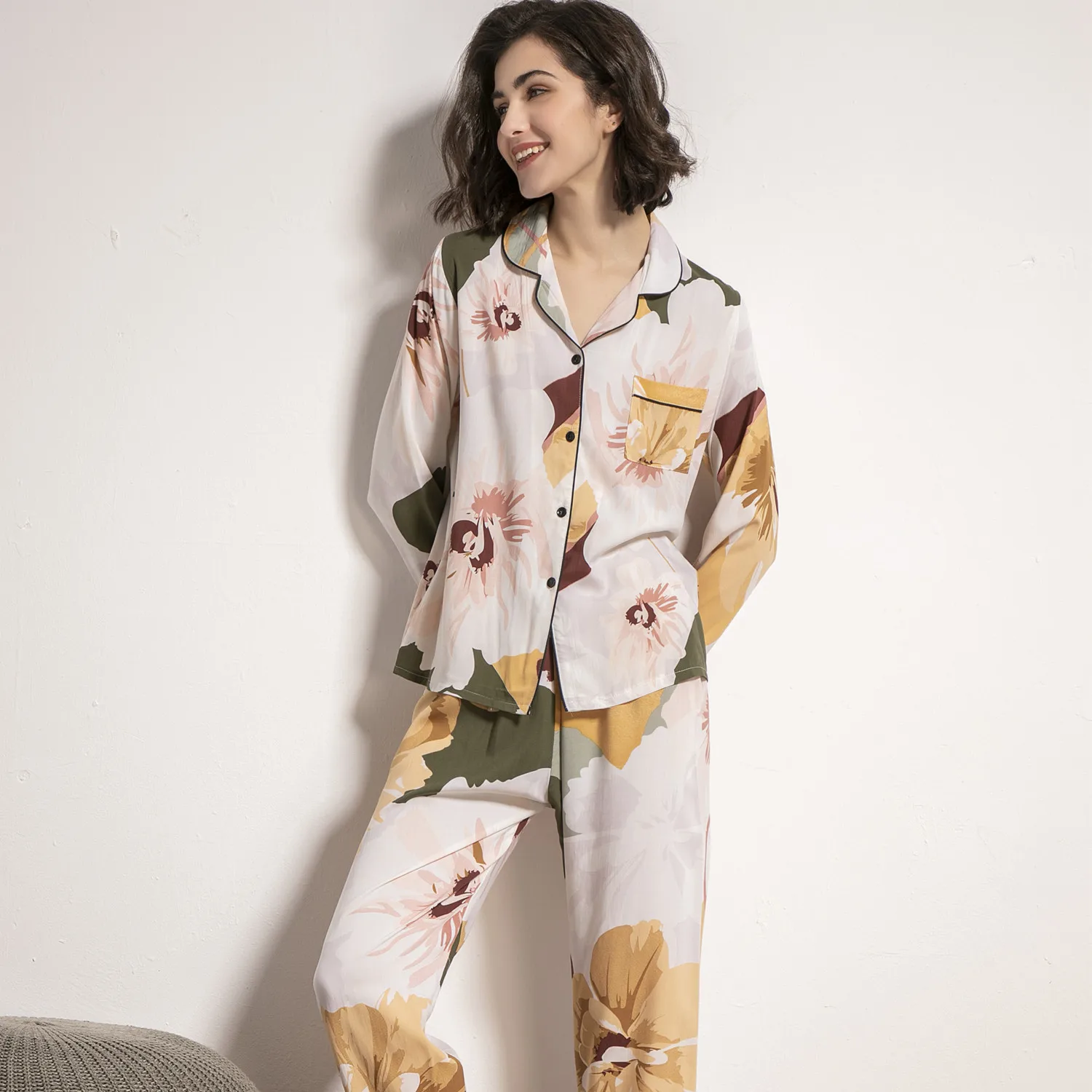 

Cotton Long-sleeved Long Trousers Women Pajamas Set for Spring and Summer Autumn Comfortable Cardigan Tops Ladies Cotton Pajamas