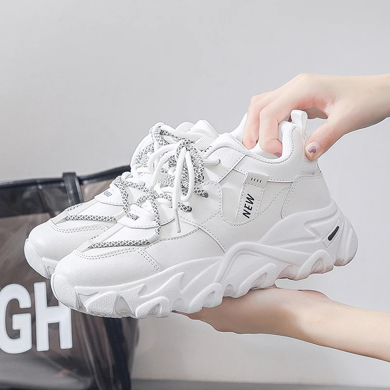 

White Leather Ladies Sneakers Fashion Platform Vulcanized Shoes Dad Soft Shoes Women Casual Running Shoes Black Lace Up Zapatos