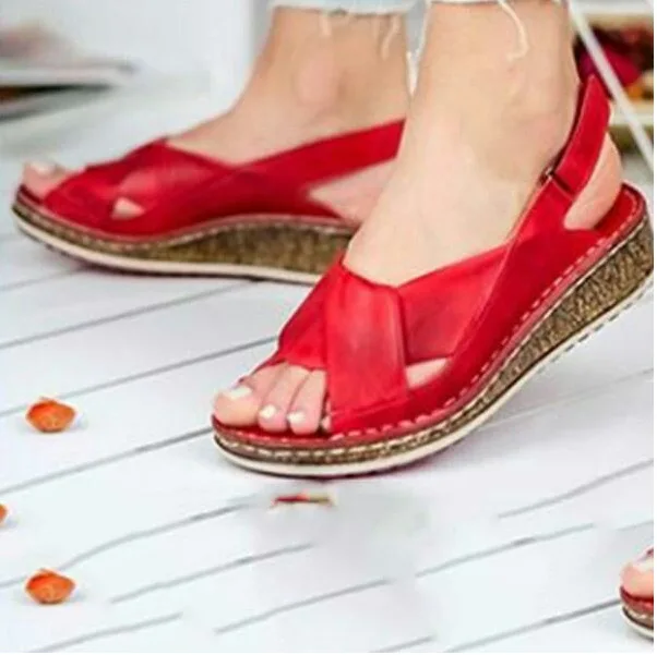 Босоножки женские дышащие на низком каблуке с застежкой-липучкой | Обувь