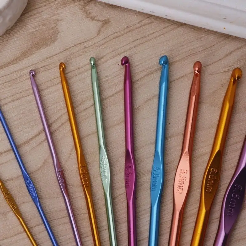 22PCS Newest Colourful Knit Set Aluminium Crochet Hooks Knitting Needles 0.6mm-6.5mm Punch Pen Kit |