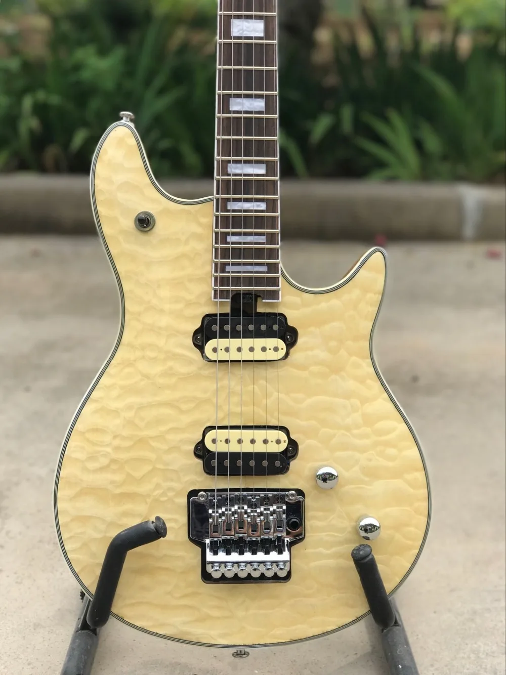 

Electric guitar,New style Custom handwork 6 Strings gitaar,Rosewood fingerboard guitarra.real photos