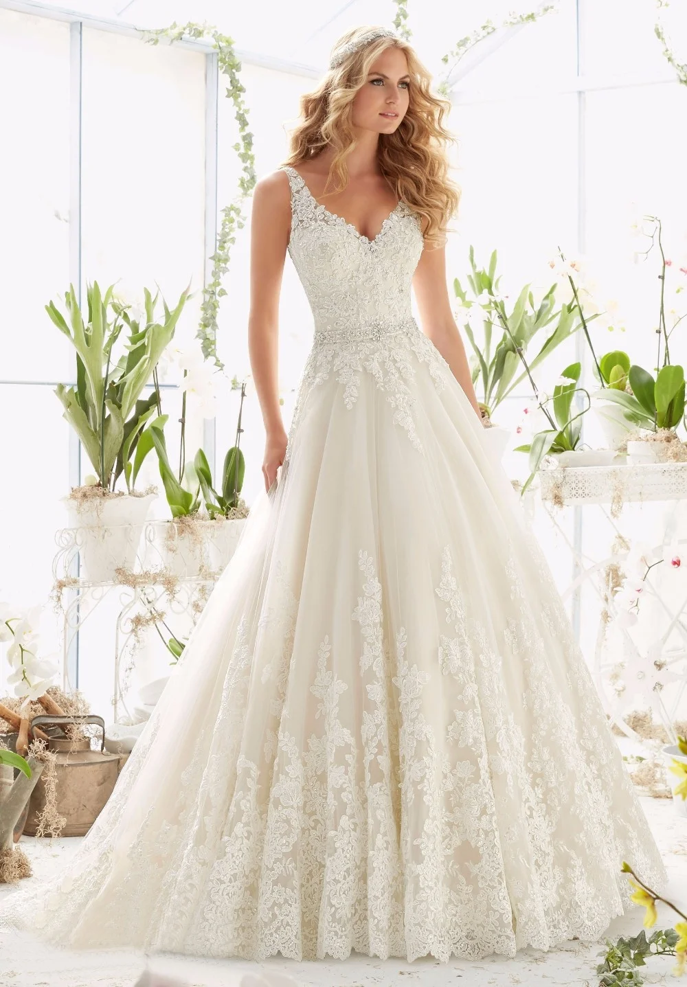 

Новое свадебное платье tailing, свадебное платье с глубоким V-образным вырезом, большое кружевное приталенное свадебное платье, лето 2021