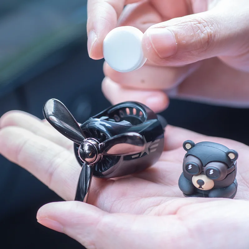 2021 New Bear Pilot Car Air Freshener Rotating Propeller Outlet Fragrance Flavoring Auto Decoration Goods Accessories | Автомобили и