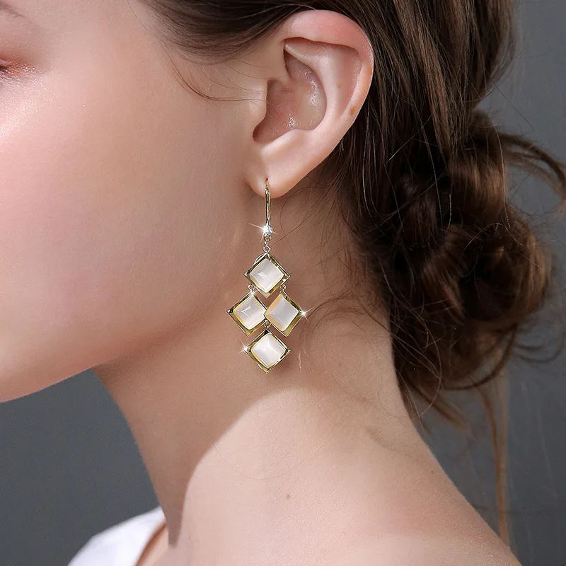 

Fashion Elegant Hanging Dangle Earrings For Women High Quality Gold Plated Synthetic Opal Eardrop Jewelry