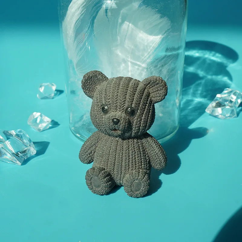 

Sweater Bear Candle Silicone Mold for DIY Fondant Chocolate Cake Decorating Ornaments Handicrafts Soap Mold Hand Gift Making