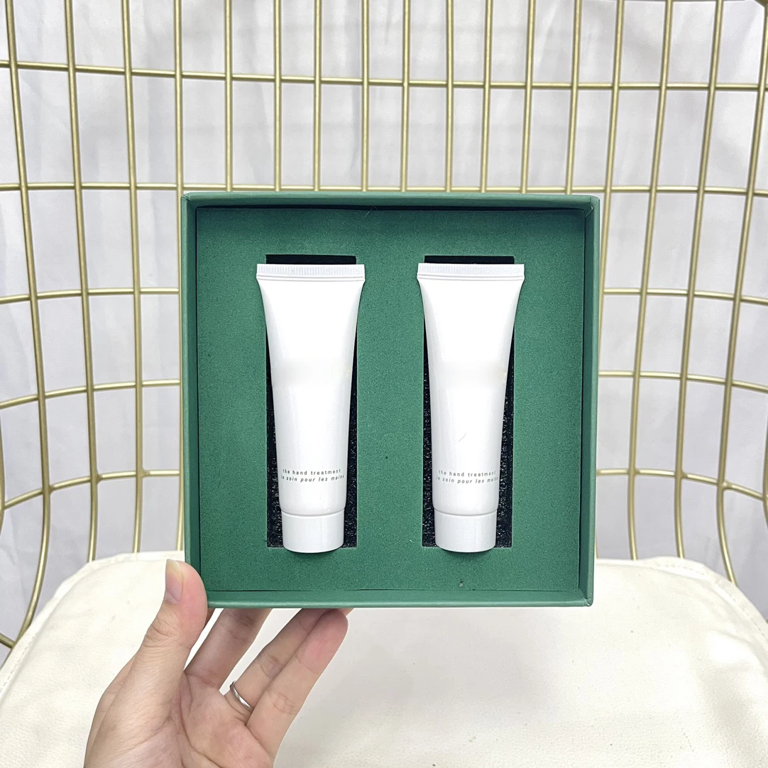 

New 2PCS Hands Set Moisturizing Plant Extract Fragrance Hand Cream Hand Massage Cosmetics makeup+gift