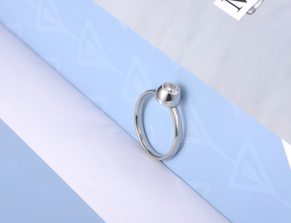 Lokaer дизайн Diy CZ Кристалл Кольца на годовщину ювелирные изделия для женщин девочек Титан Нержавеющая сталь очаровательное кольцо R19098