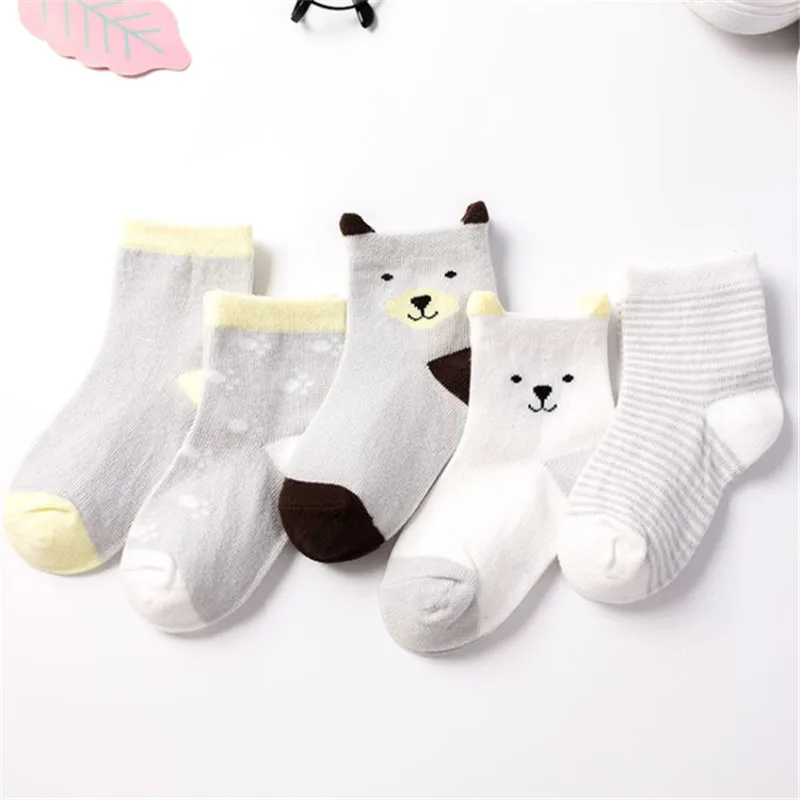Calcetines de algod&oacute;n con dibujos animados para ni&ntilde;o y ni&ntilde;a, medias deportivas c&aacute;lidas a rayas con puntos, regalo para oto&ntilde;o e invierno, 5 par/lote, CN-1