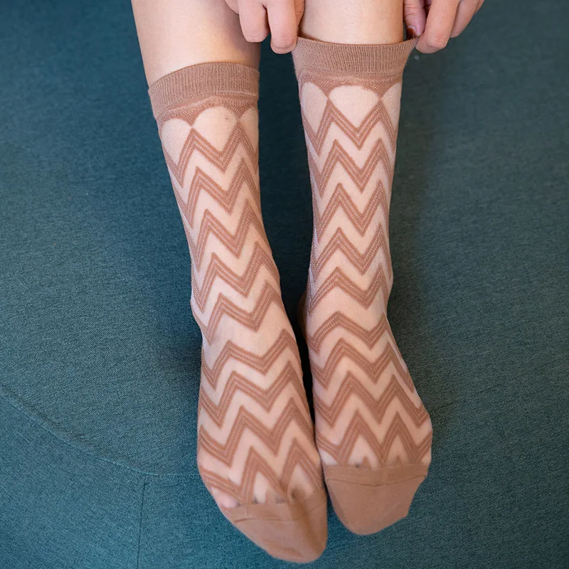 Женские носки милые весенне летние тонкие прозрачные волнистые длинные модные