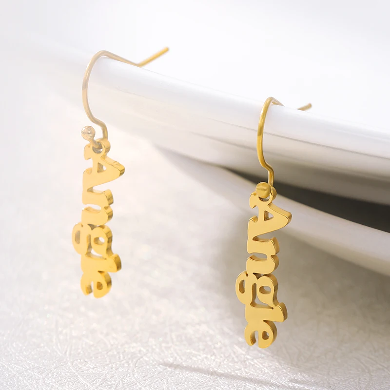 Женские серьги капельки с именем под заказ золотые висячие трендовые подарки