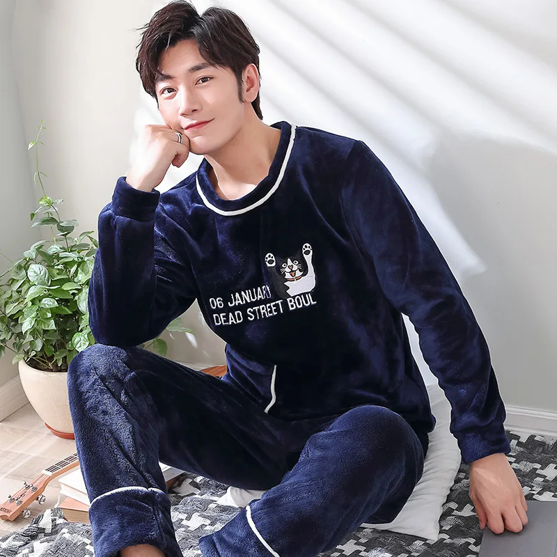 

New autumn/winter flannel couples thicken pyjamas, long-sleeved Korean men and women coral wool can be worn outside the home