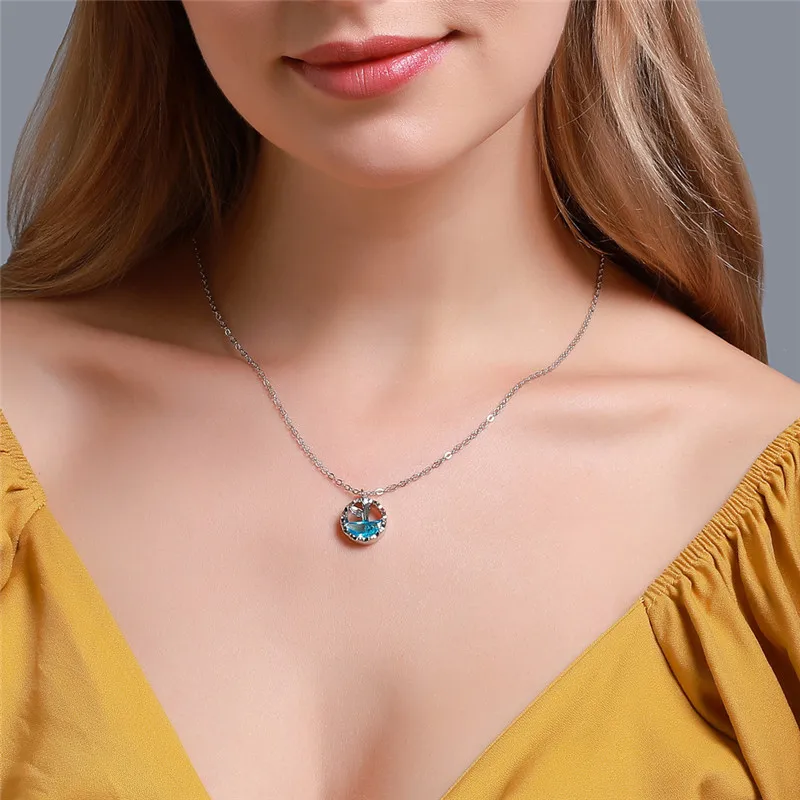 

Blue Mermaid Necklace Personality Fishtail Clavicle Chain Trendy Creative Ocean Blue Crystal Pendant Women Jewelry for Wedding