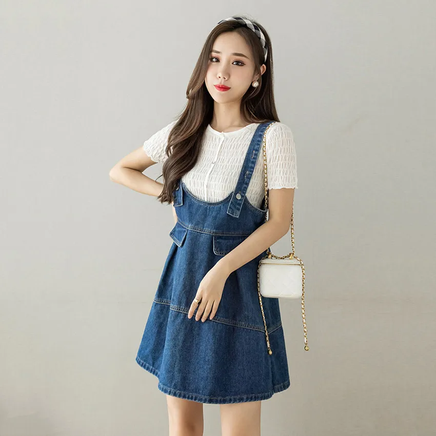 Женское джинсовое платье на тонких бретельках в стиле HIgh Street