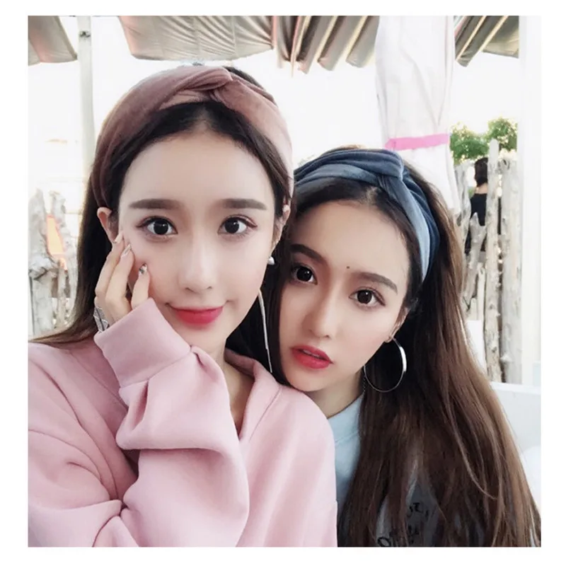 

Hair Accessories for Women Velvet Head Twist Headband Cross Knot Elastic Hair Band Turban Headbands Bandage Hairband