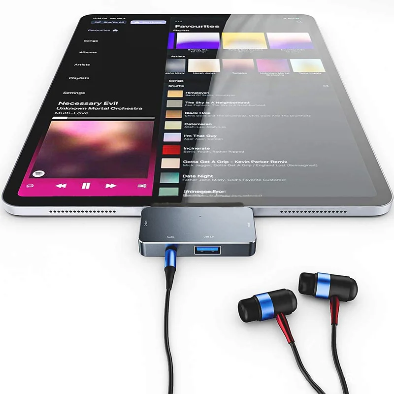 

4-in-1 Type C OTG Hub Multiport Adapter with HDMI 4K USB 3.0 3.5mm Audio PD Charging for Ipad Pro FKU66