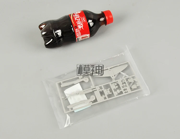 Модель самолета времен Второй мировой войны: 1:144 | Игрушки и хобби