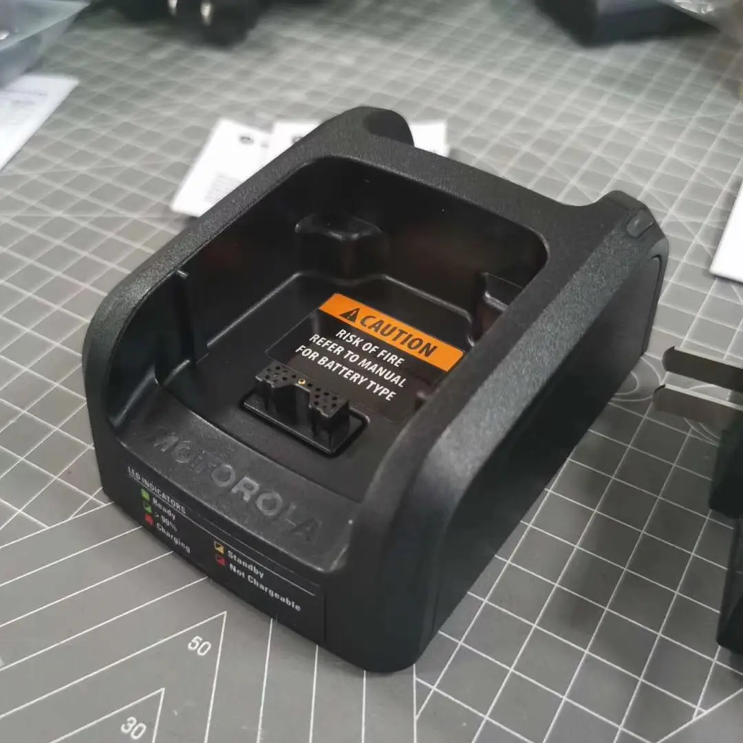 

Motorola walkie talkie MTP3150/3250/3100 charger NNTN8234A
