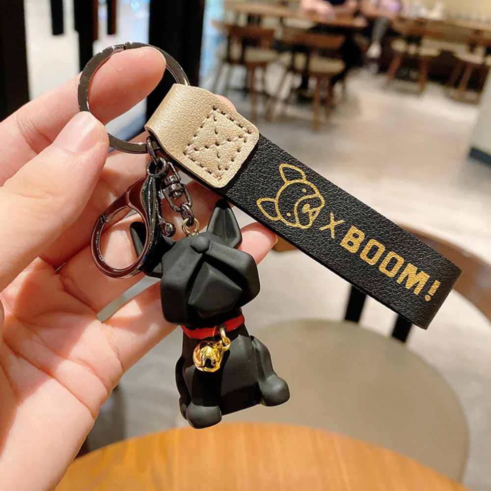 

2pcs Keychain Pendant Creative Small Gift Keychain for Decoration(Black, Red)