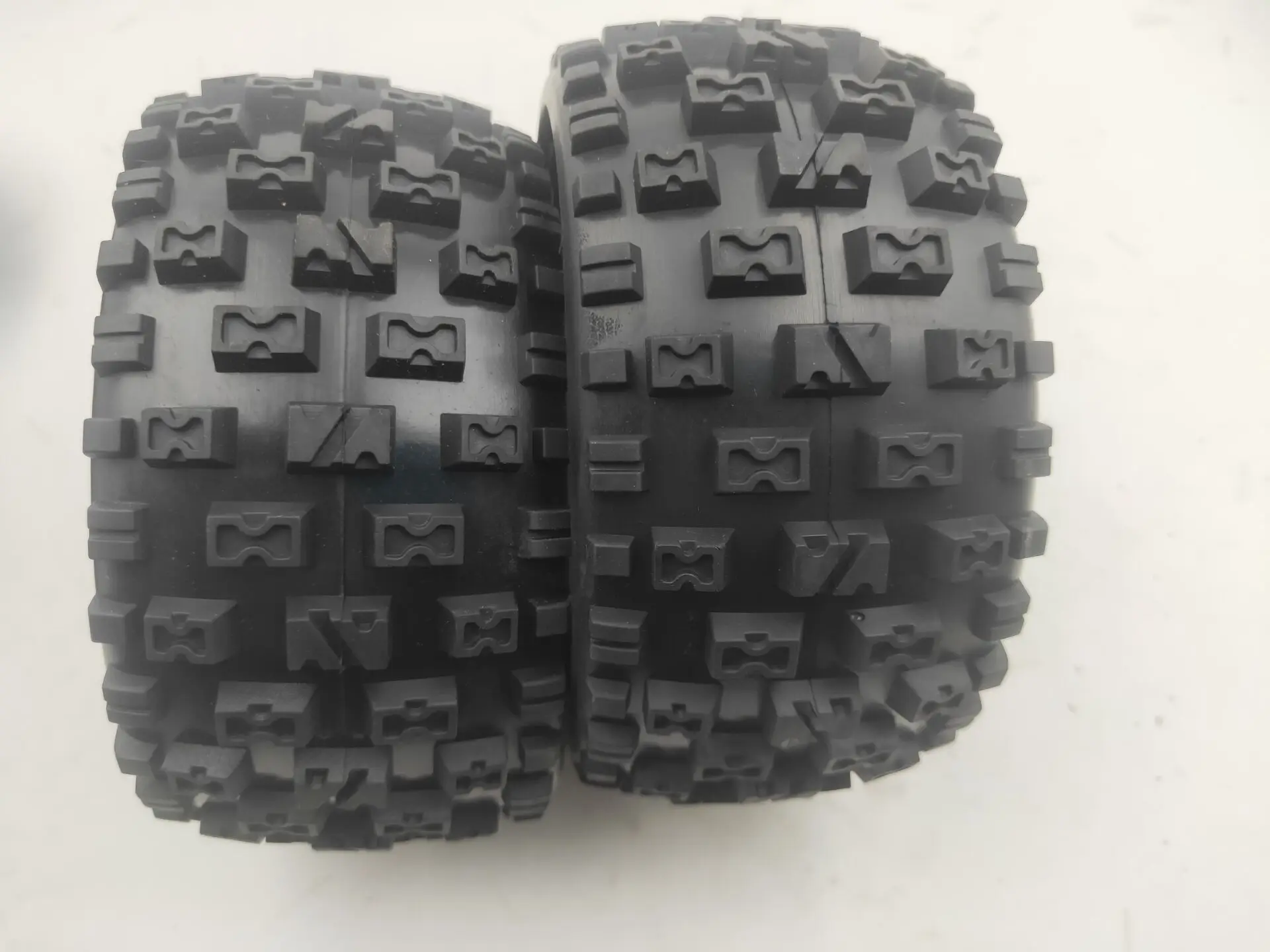 передний размер 170x60 или задний