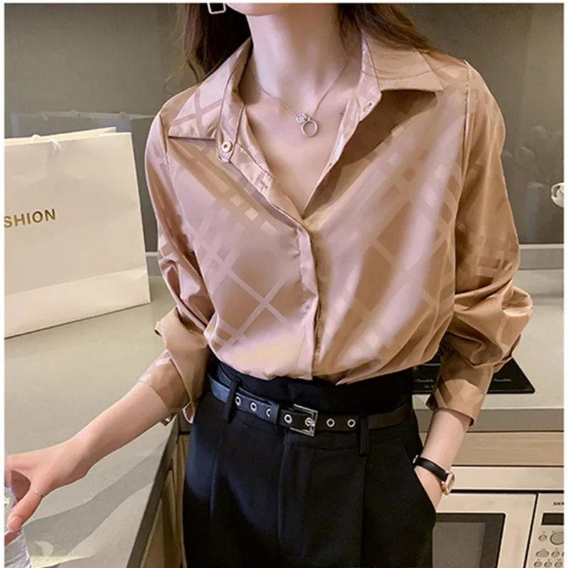 

Qooth Womens Spring Summer Shirt Plus Size Multi Colors Fashion Design Loose Long-Sleeve Single Breasted Satin Shirt Tops QT556