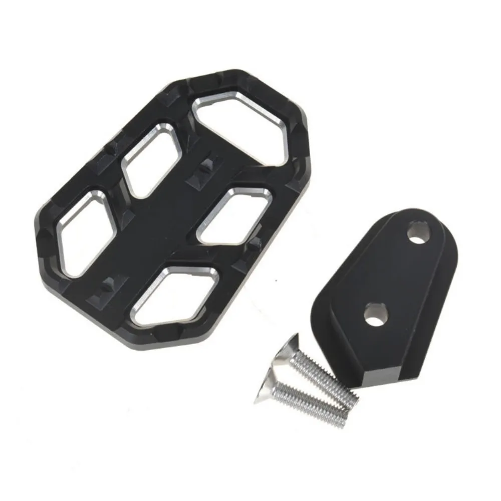 

Apply to the BMW/ BMW G310GS motorcycle after the modification of the wider brake pad and brake pedal pad