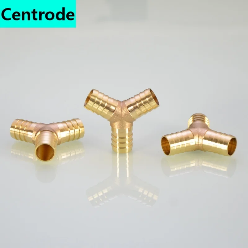 Медная y-образная трехкомпонентная труба соединяющая водопроводную трубу