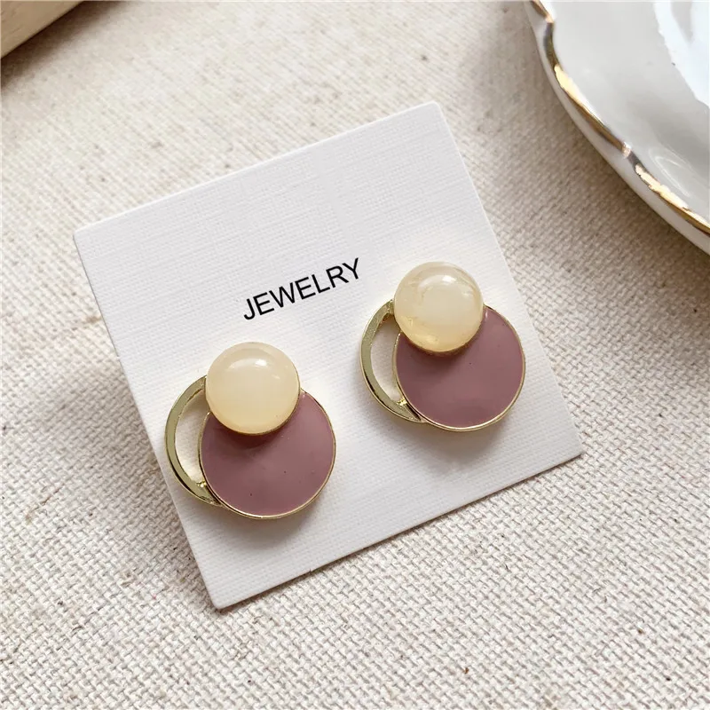 Милое и элегантное платье розового цвета Круглый глазированный бежевый опал