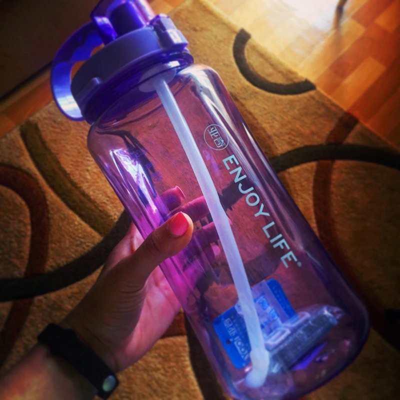 Большая емкость 1Л/2л пластиковая бутылка для воды спорта на открытом воздухе