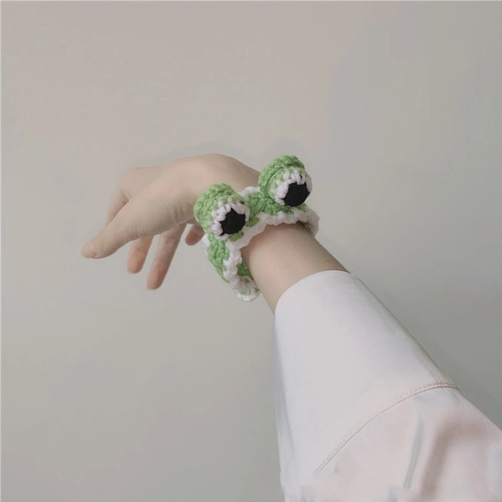 

Knitted woolen hand-knitted children's student bracelet rabbit ears carrots bows jewelry bracelets