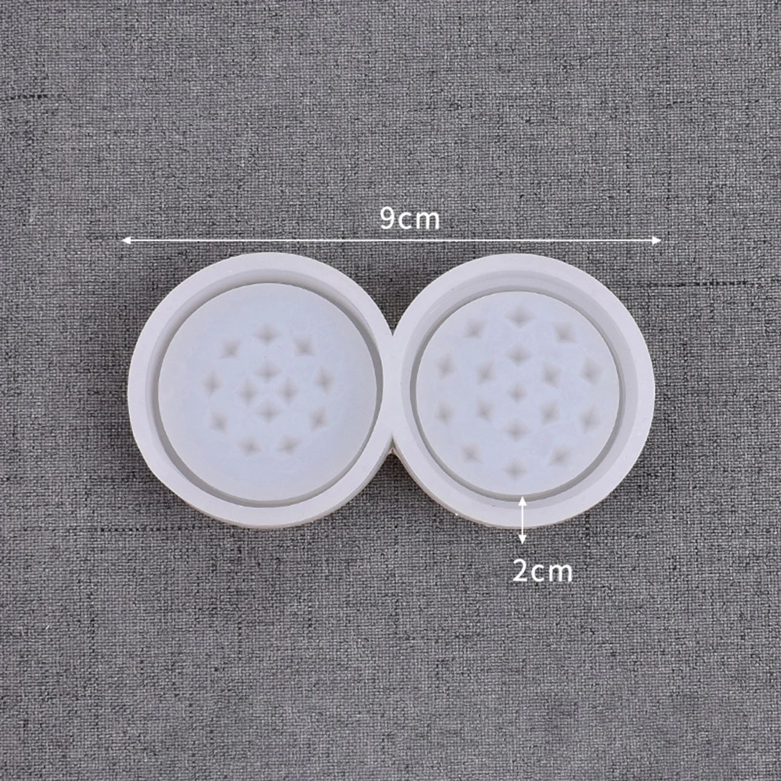 

Grinder Mold 2.36"x0.7"/3.54"x0.7" Handmade Multi-Purpose Silicone Grinding Mould Tools Best Price