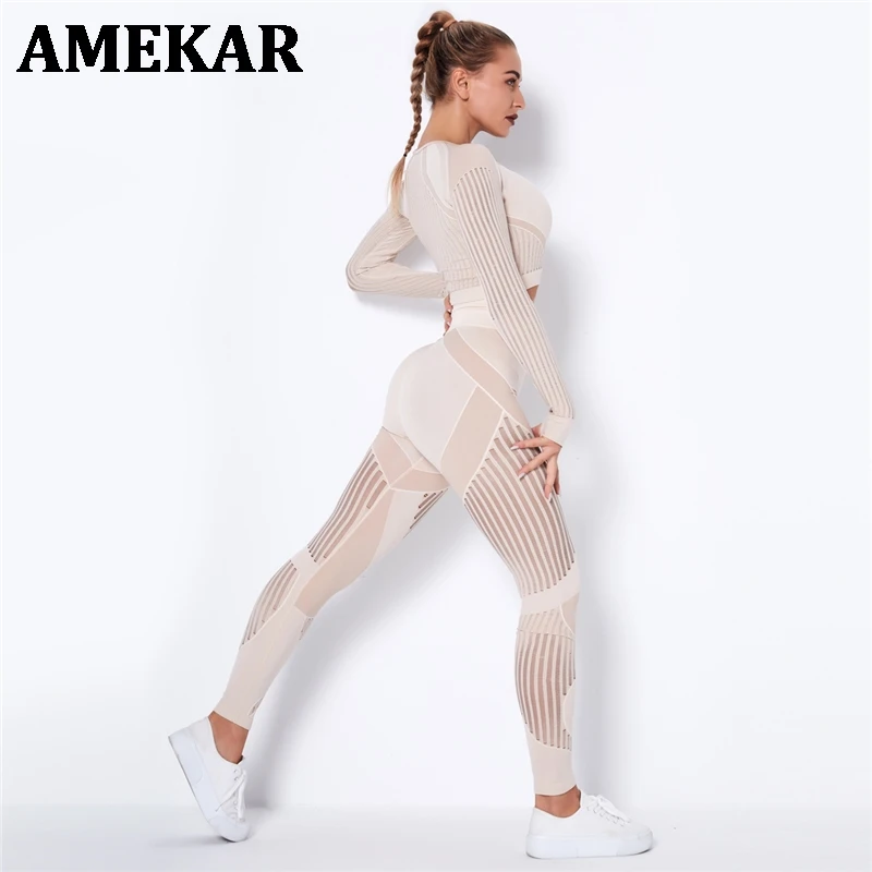 Ажурный бесшовный комплект для йоги спортивные наряды женский черный из двух