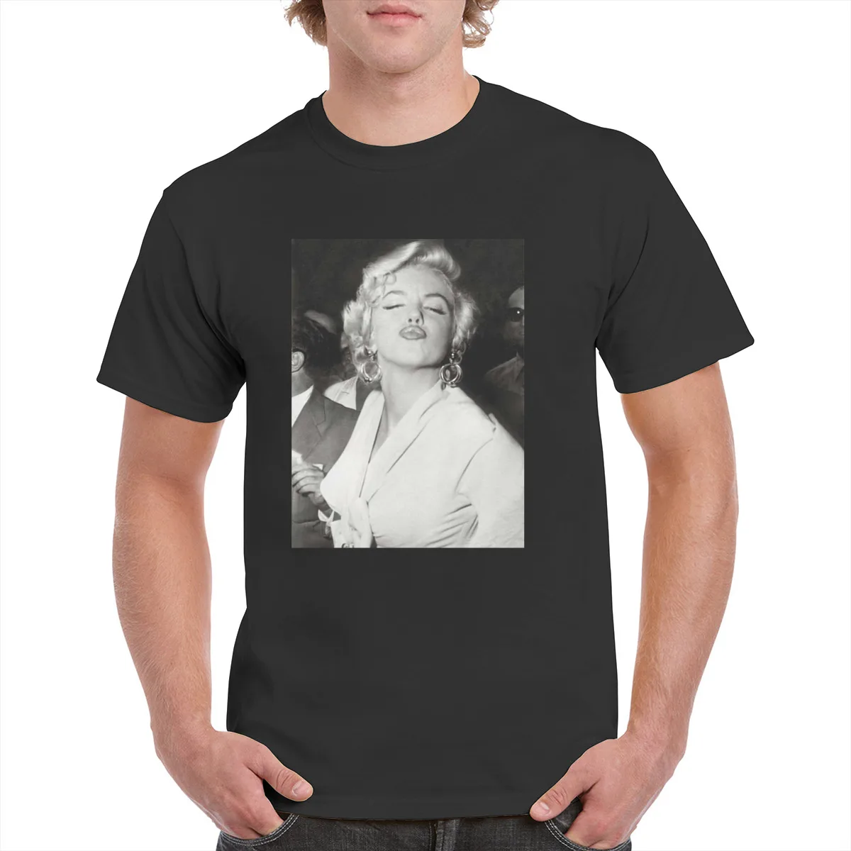 

100% Cotton Marilyn Monroe Black and white Tops t shirt Unisex Trending Popular 90'S Graphics T-Shirt Cute Female/Man